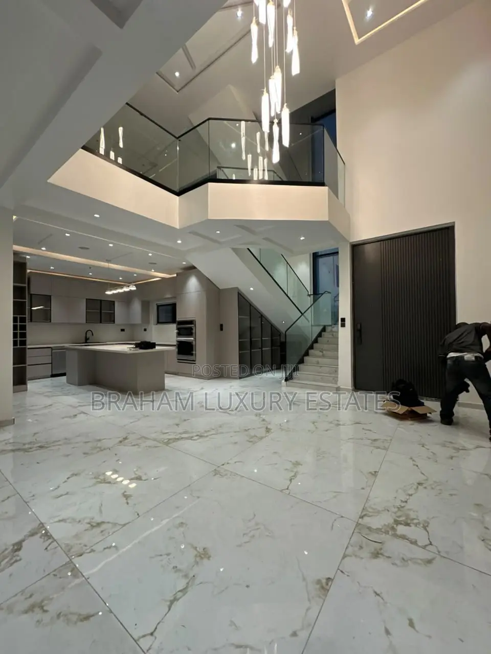 5bdrm Villa in Braham Luxury, East Legon for sale
