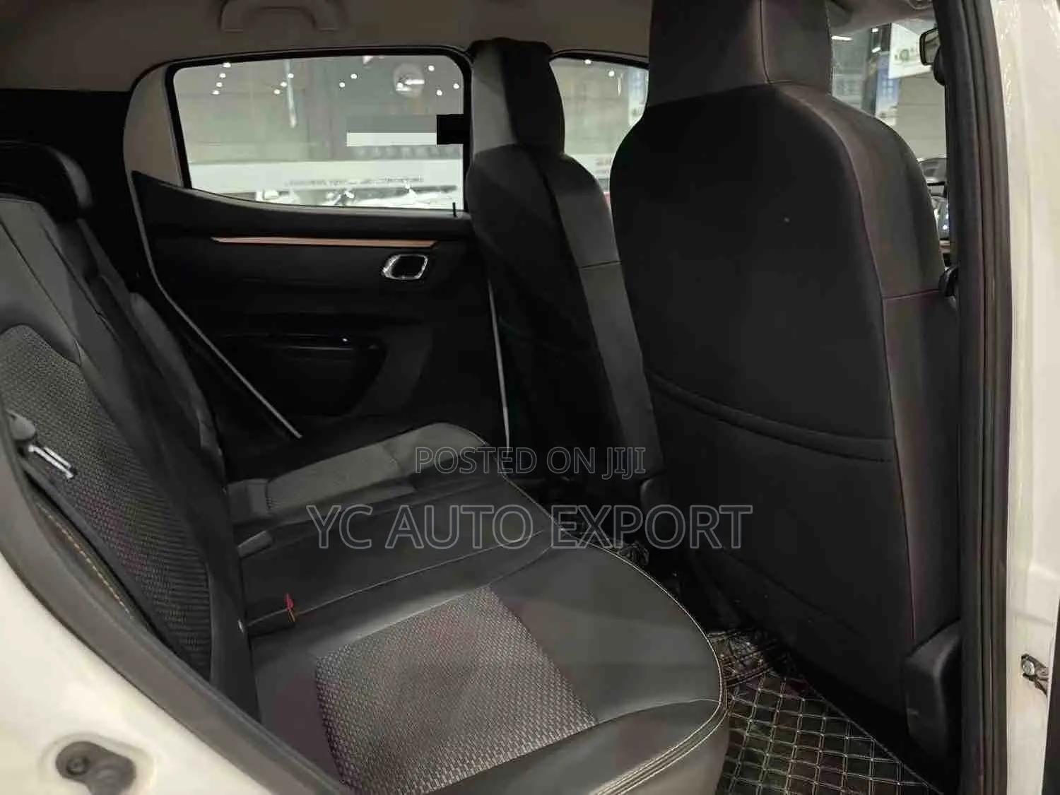 Dongfeng Nammi Box 31.45 kWh FWD 2024 White