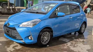 Toyota Vitz 1.5 FWD 5dr 2018 Blue