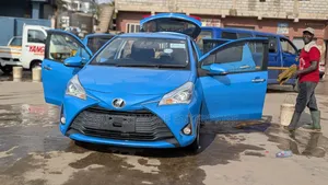 Toyota Vitz 1.5 FWD 5dr 2018 Blue