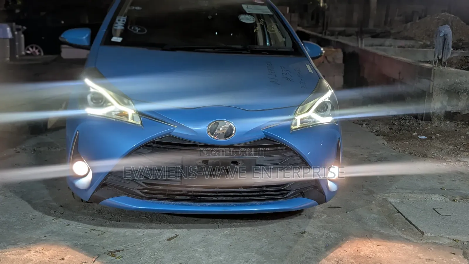 Toyota Vitz 1.5 FWD 5dr 2018 Blue
