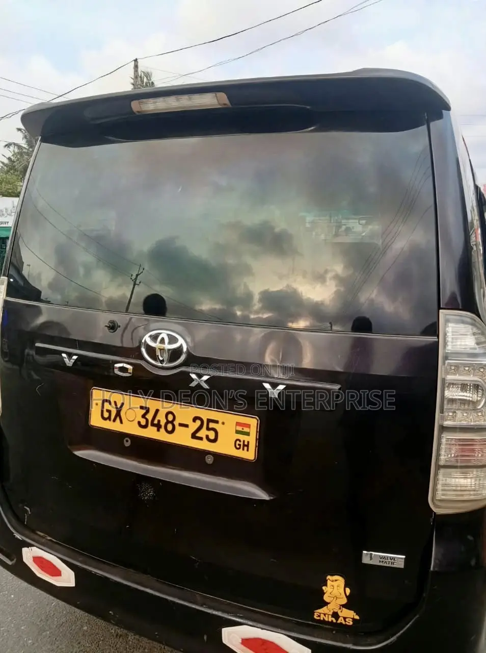 Toyota Voxy V 4WD 8-Seater 2012 Black