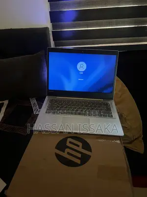 Laptop Lenovo IdeaPad 320S 4GB Intel Pentium SSD 128GB