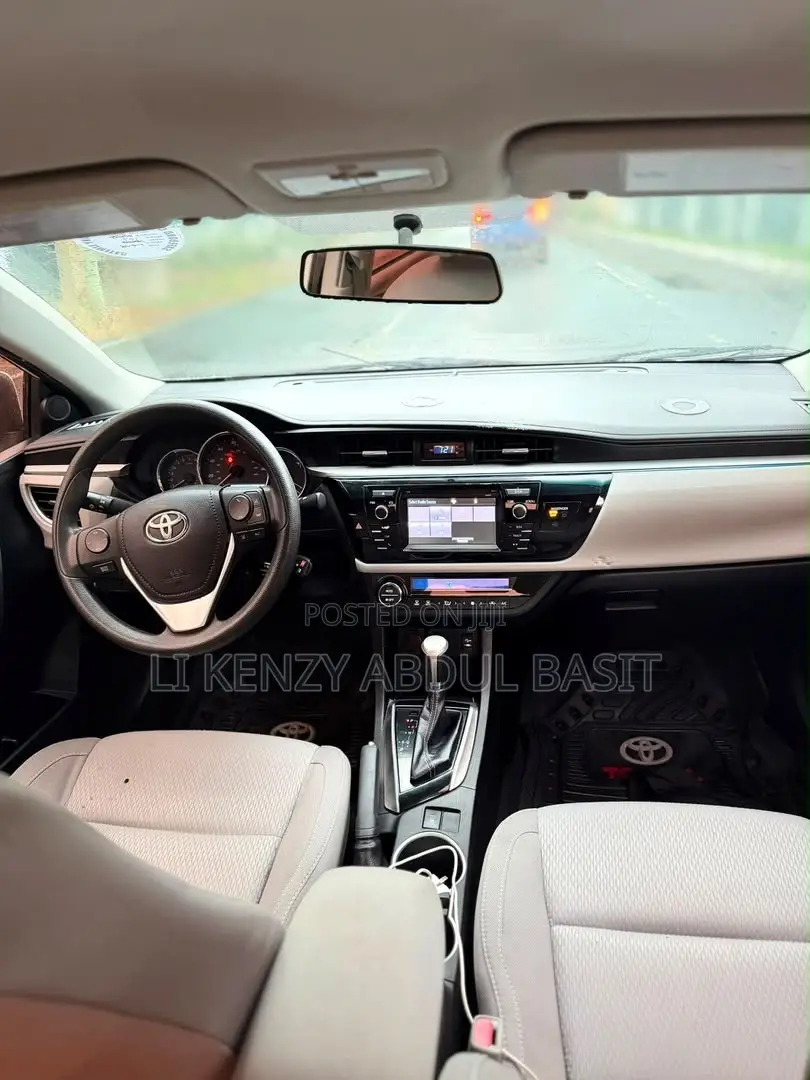 Toyota Corolla 2016 White