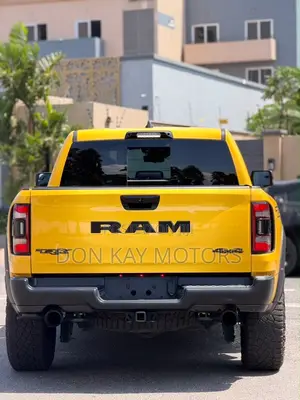 RAM ProMaster 2024 Yellow