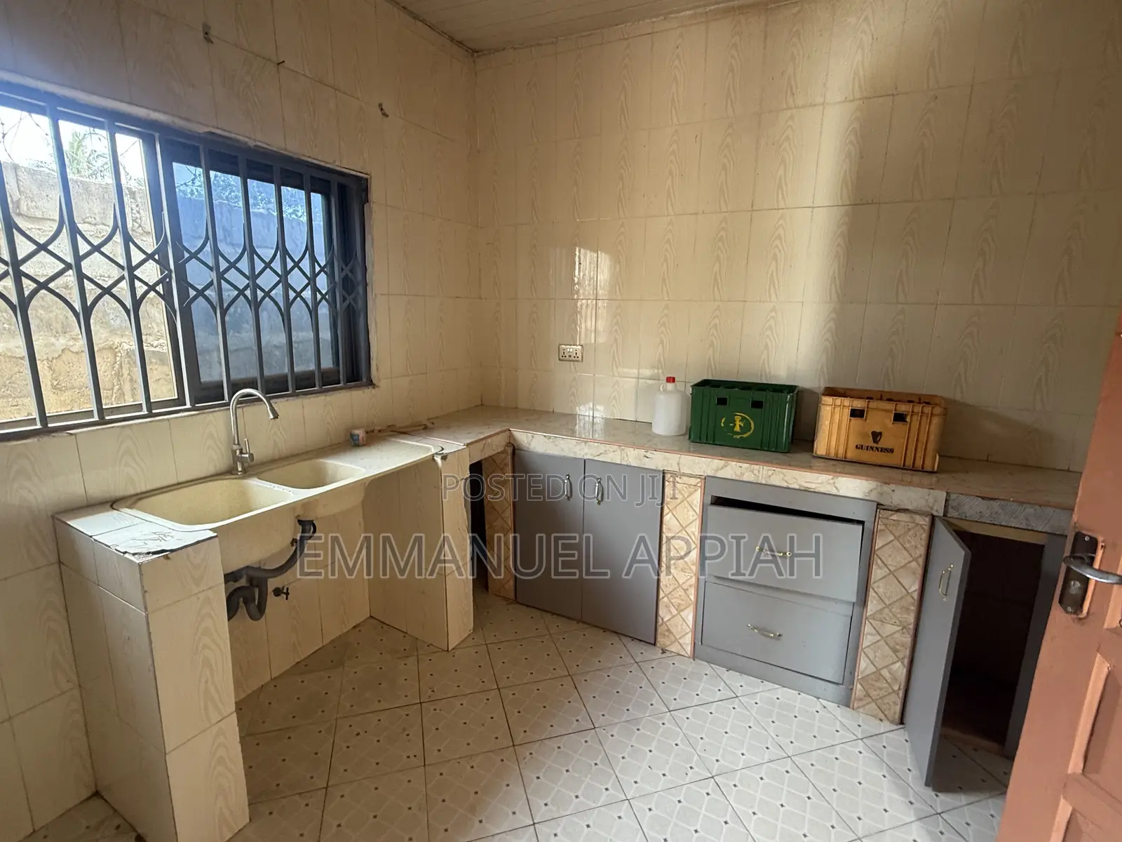 2bdrm Apartment in Awoshei Last Stop, Awoshie for rent