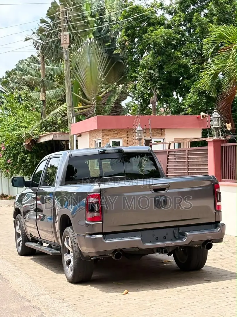 Dodge RAM 2024 Black