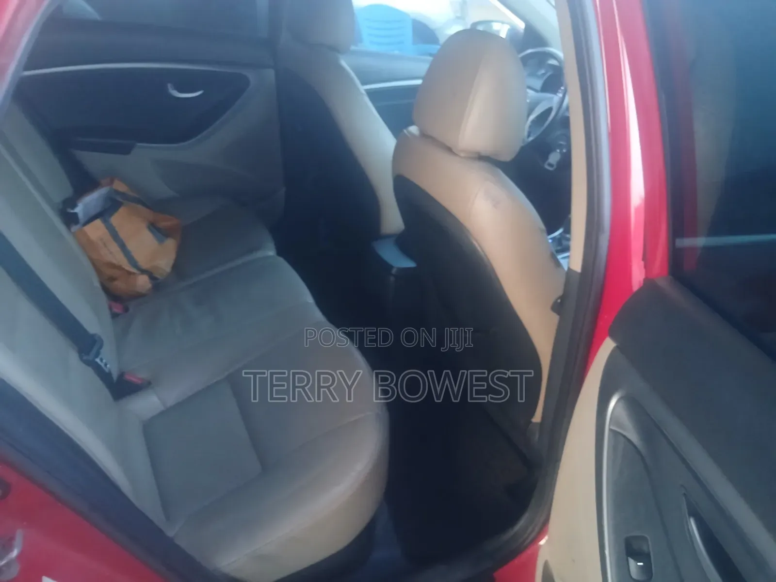 Hyundai Elantra 2015 Red
