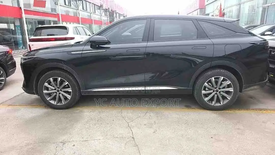 Exeed RX 2026 Black