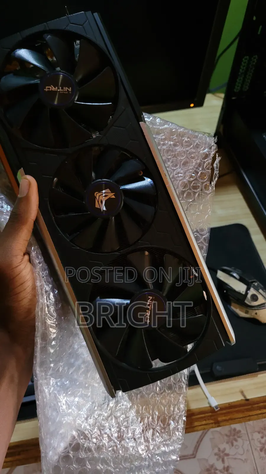 The Sapphire Nitro+ Radeon Rx 5700 Xt 8GB I