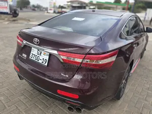 Toyota Avalon XLE 4dr Sedan (3.5L 6cyl 6A) 2015 Maroon