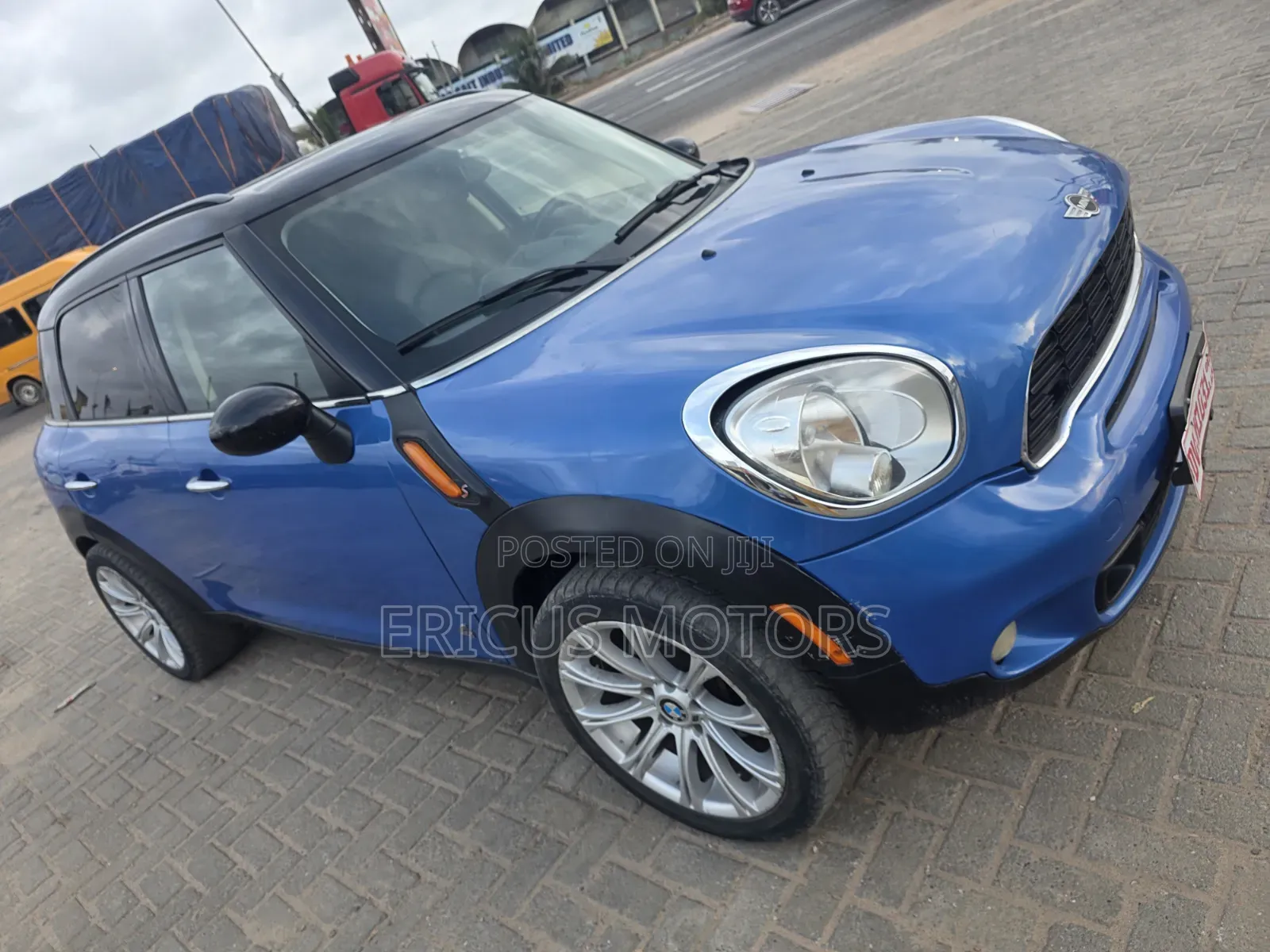 Mini Countryman 2012 Blue