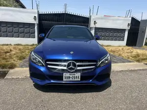 Mercedes-Benz C300 2018 Blue