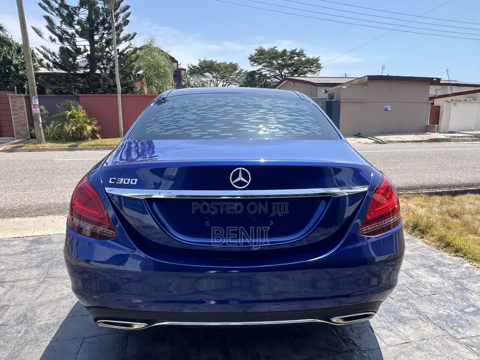Mercedes-Benz C300 2018 Blue
