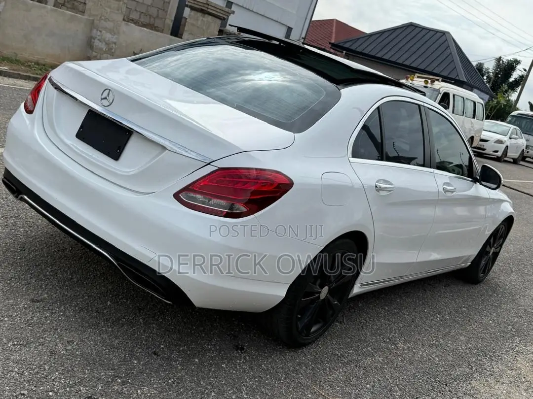 Mercedes-Benz C300 Base 4dr RWD Sedan (2.0L 4cyl 7A) 2015 White
