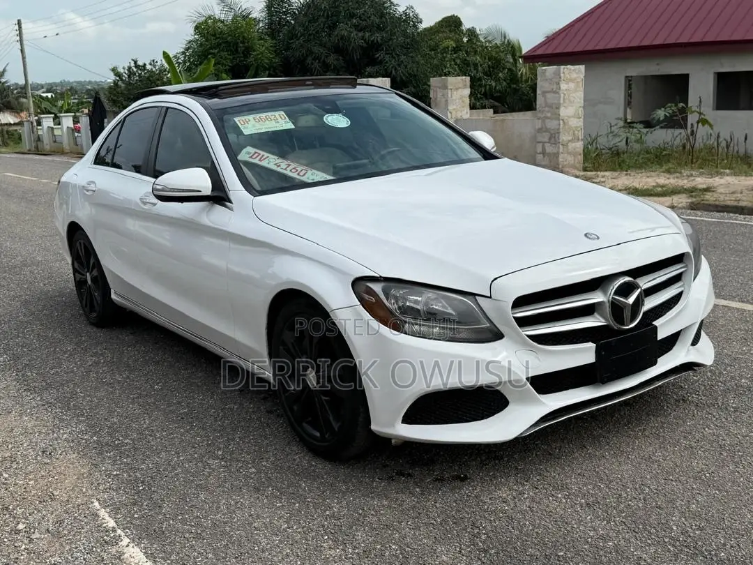 Mercedes-Benz C300 Base 4dr RWD Sedan (2.0L 4cyl 7A) 2015 White