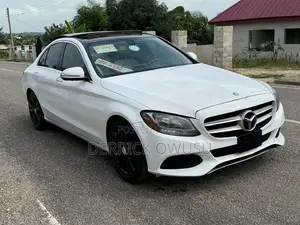 Mercedes-Benz C300 Base 4dr RWD Sedan (2.0L 4cyl 7A) 2015 White