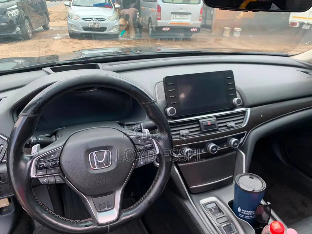 Honda Accord EX-L (2.0L 4cyl Turbo 10A) 2019 Black