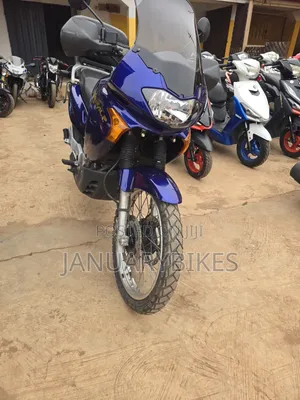 Honda Transalp XL600V 2015 Blue