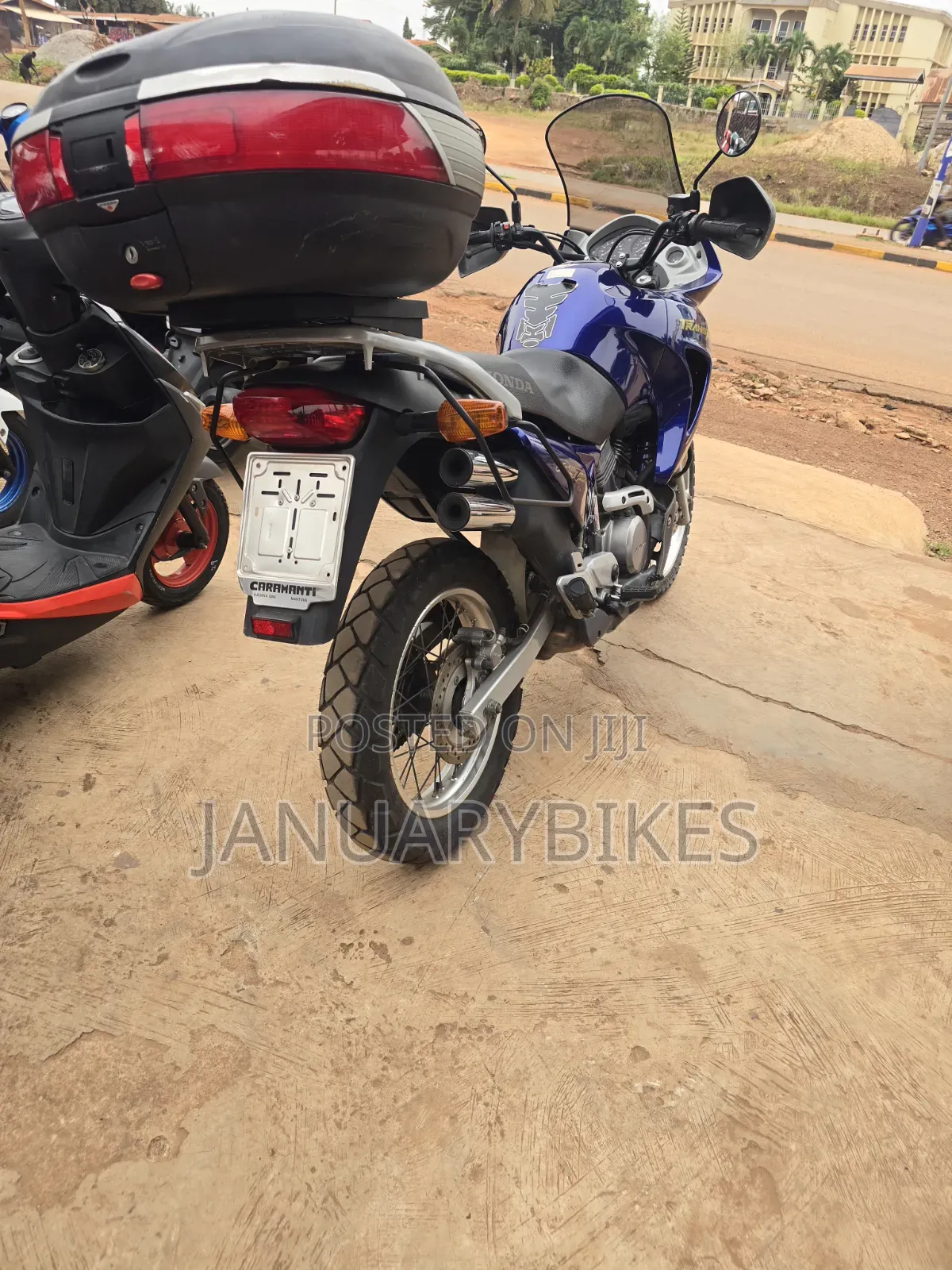 Honda Transalp XL600V 2015 Blue