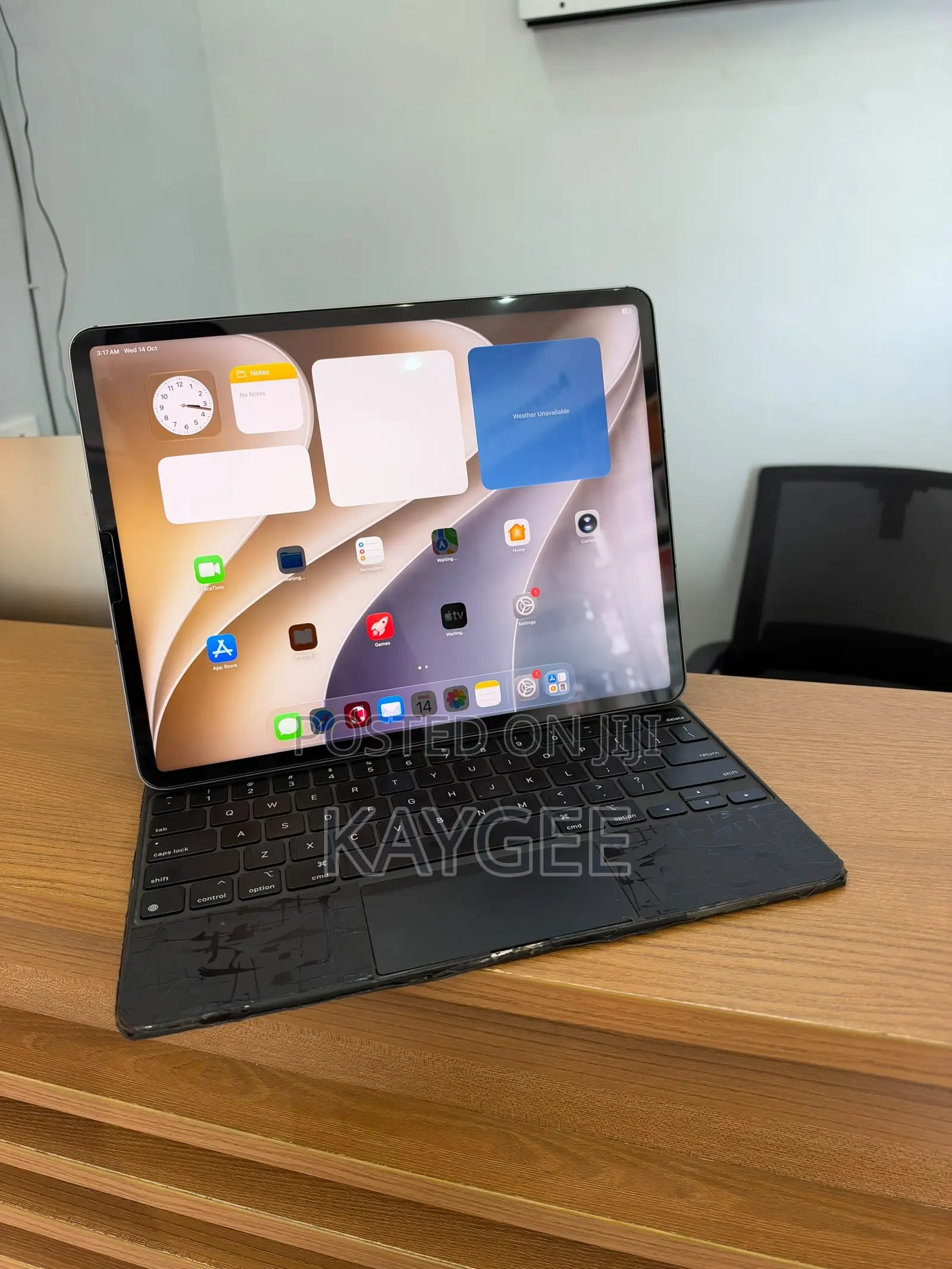 Apple iPad Pro 12.9 (2022) 256 GB Gray