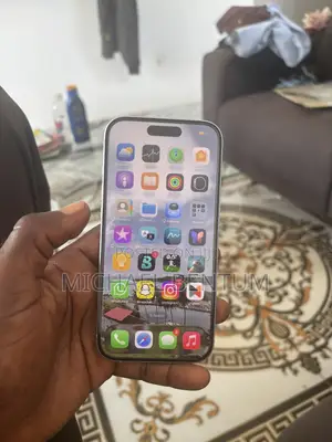 Apple iPhone 15 256 GB White