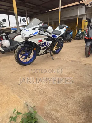 Suzuki GSX-R150 2024 White