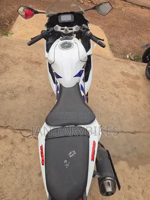 Suzuki GSX-R150 2024 White