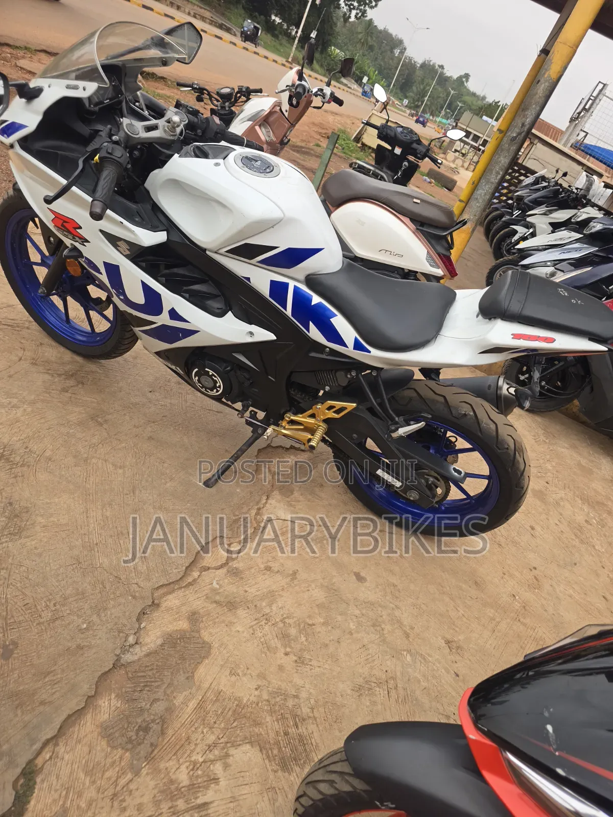 Suzuki GSX-R150 2024 White