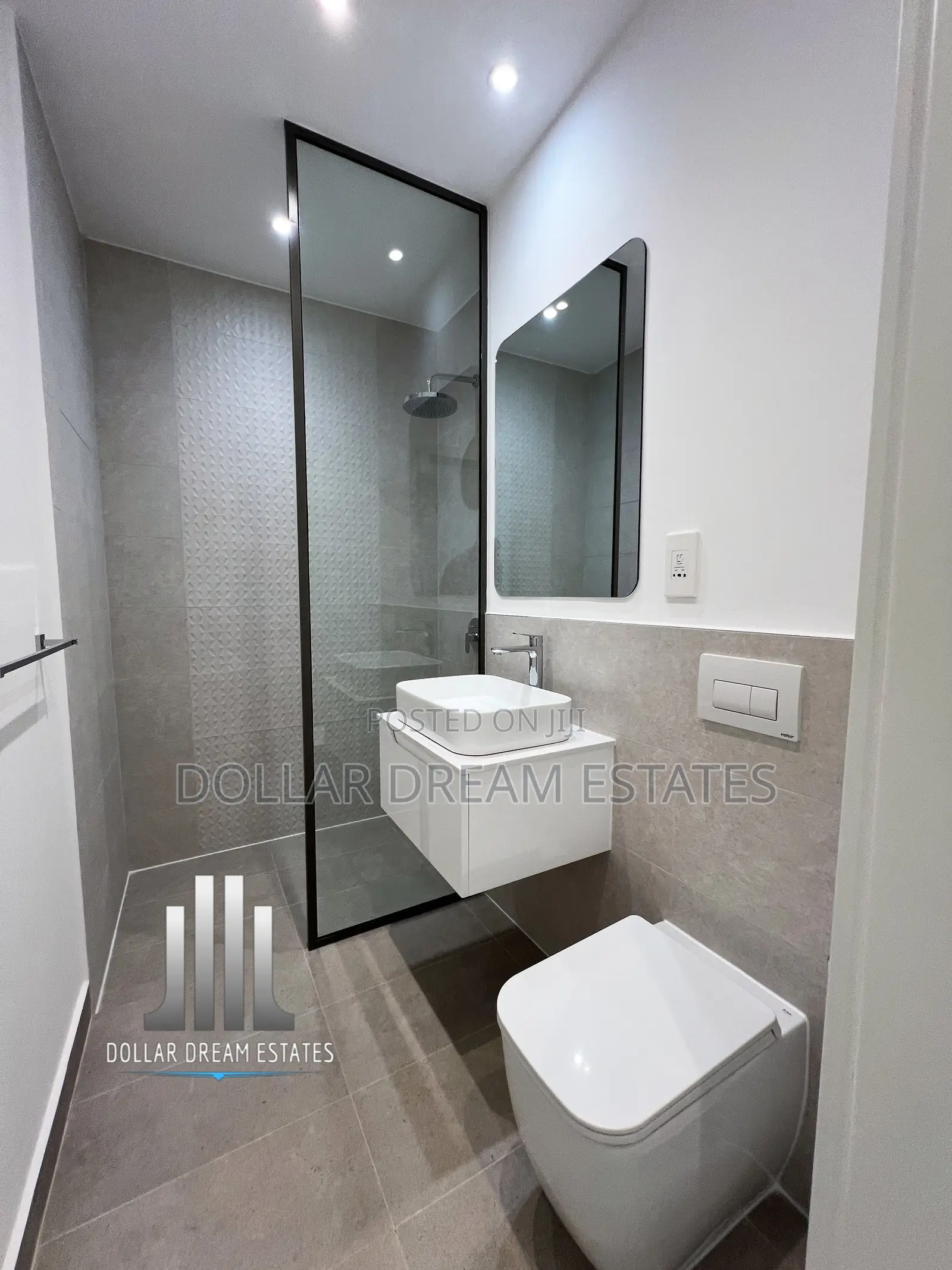 2bdrm Apartment in Airport Residential Area for sale