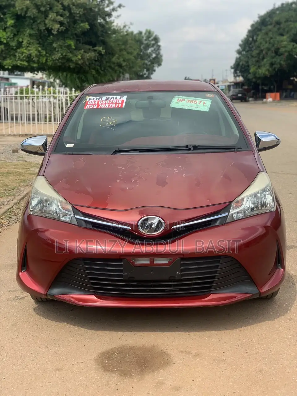 Toyota Vitz 2015 Red