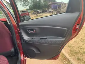 Toyota Vitz 2015 Red