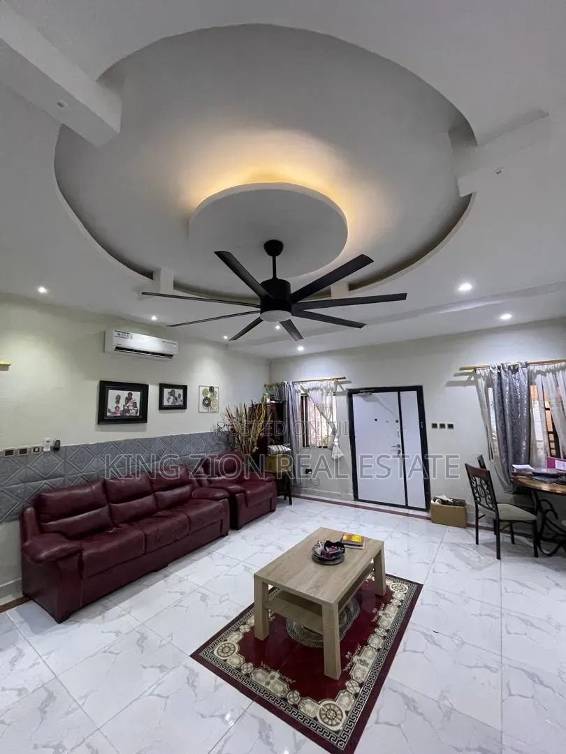 5bdrm House in King Zion Real, Mallam Junction for sale
