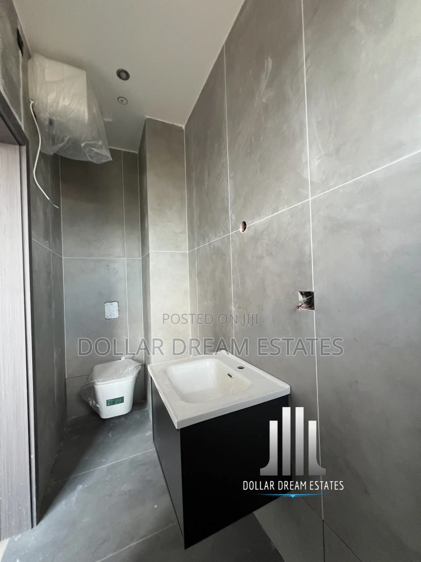 2bdrm Apartment in Cantonments for sale
