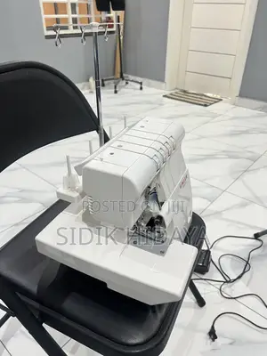 Singer Overlock Machine