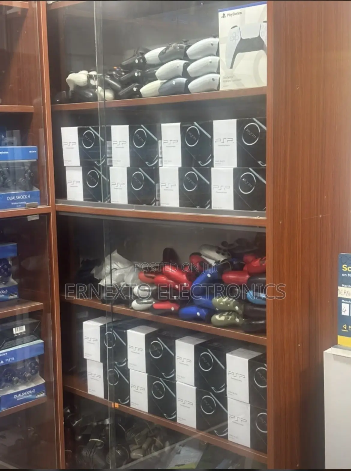PSP Set With 20 Games Installed Selling Fast 