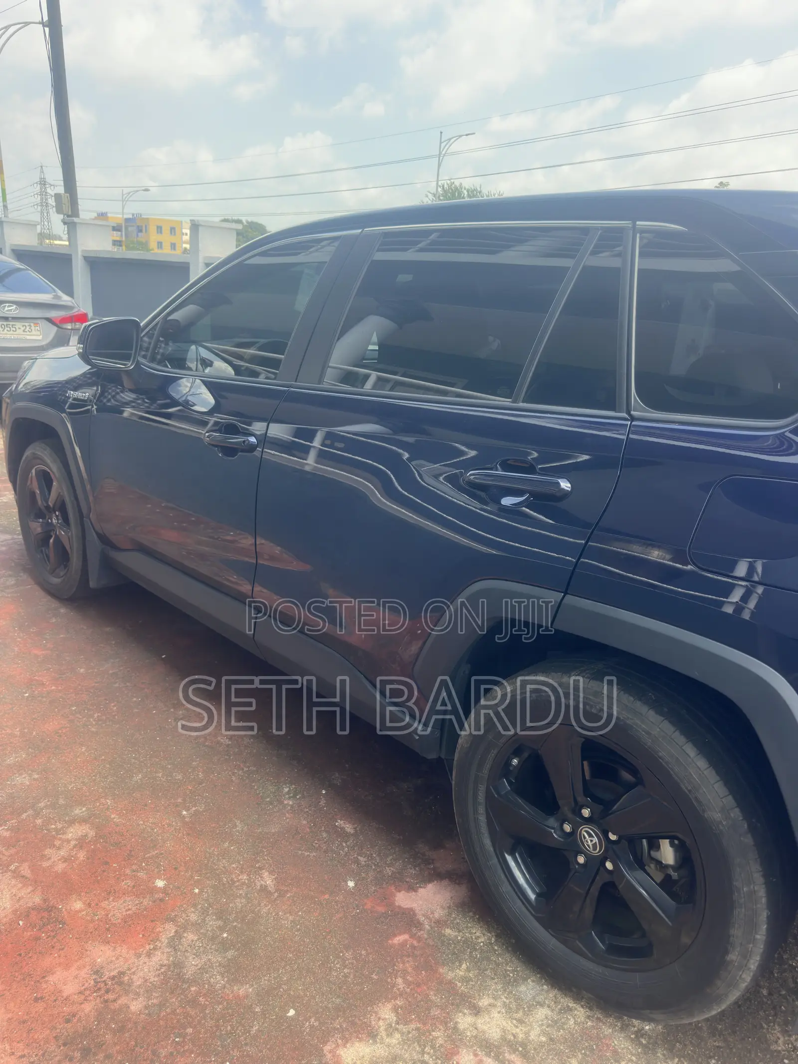 Toyota RAV4 2022 Blue