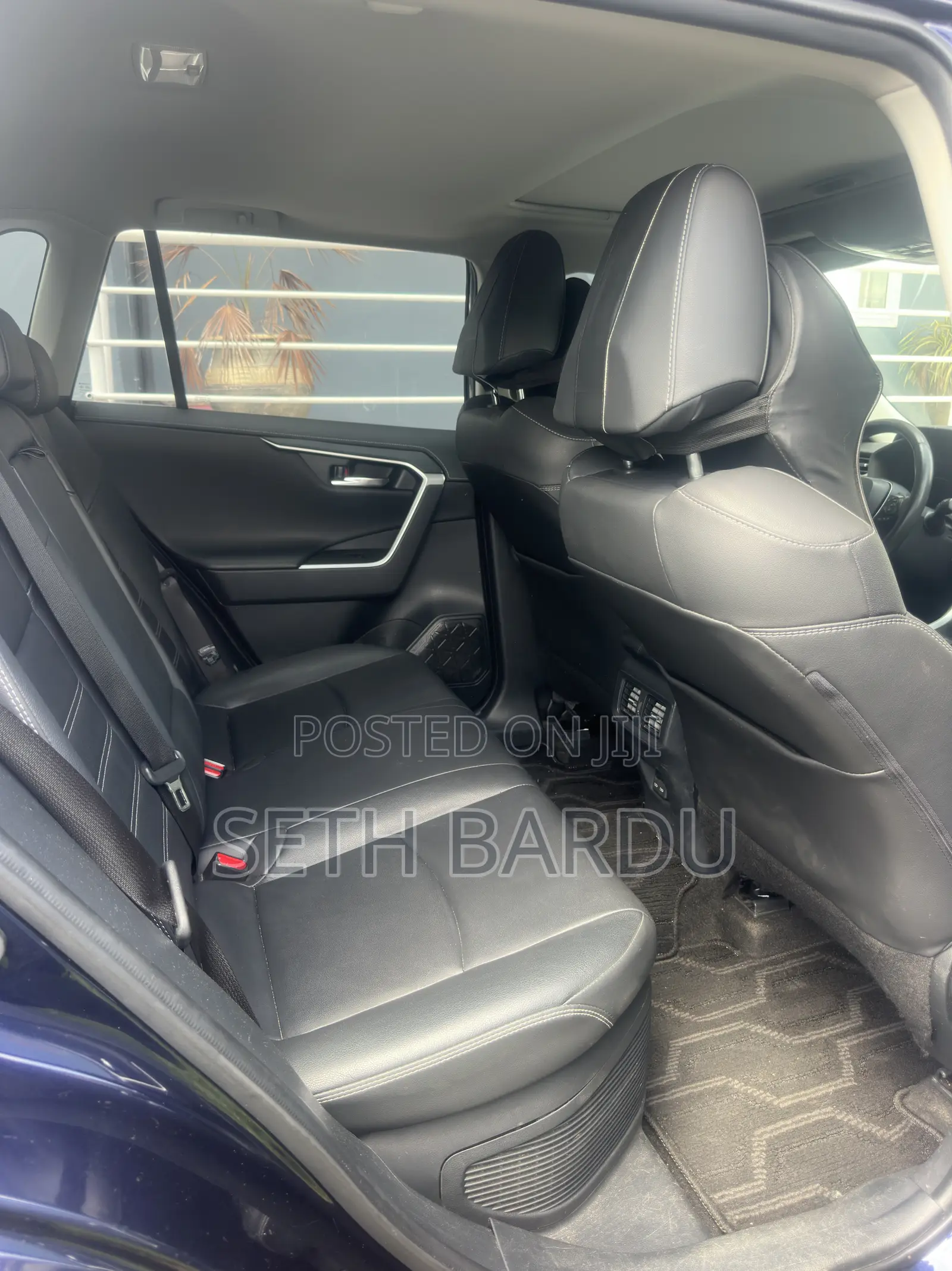 Toyota RAV4 2022 Blue