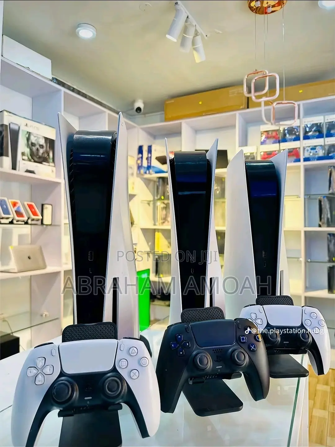McHamz PlayStation Village