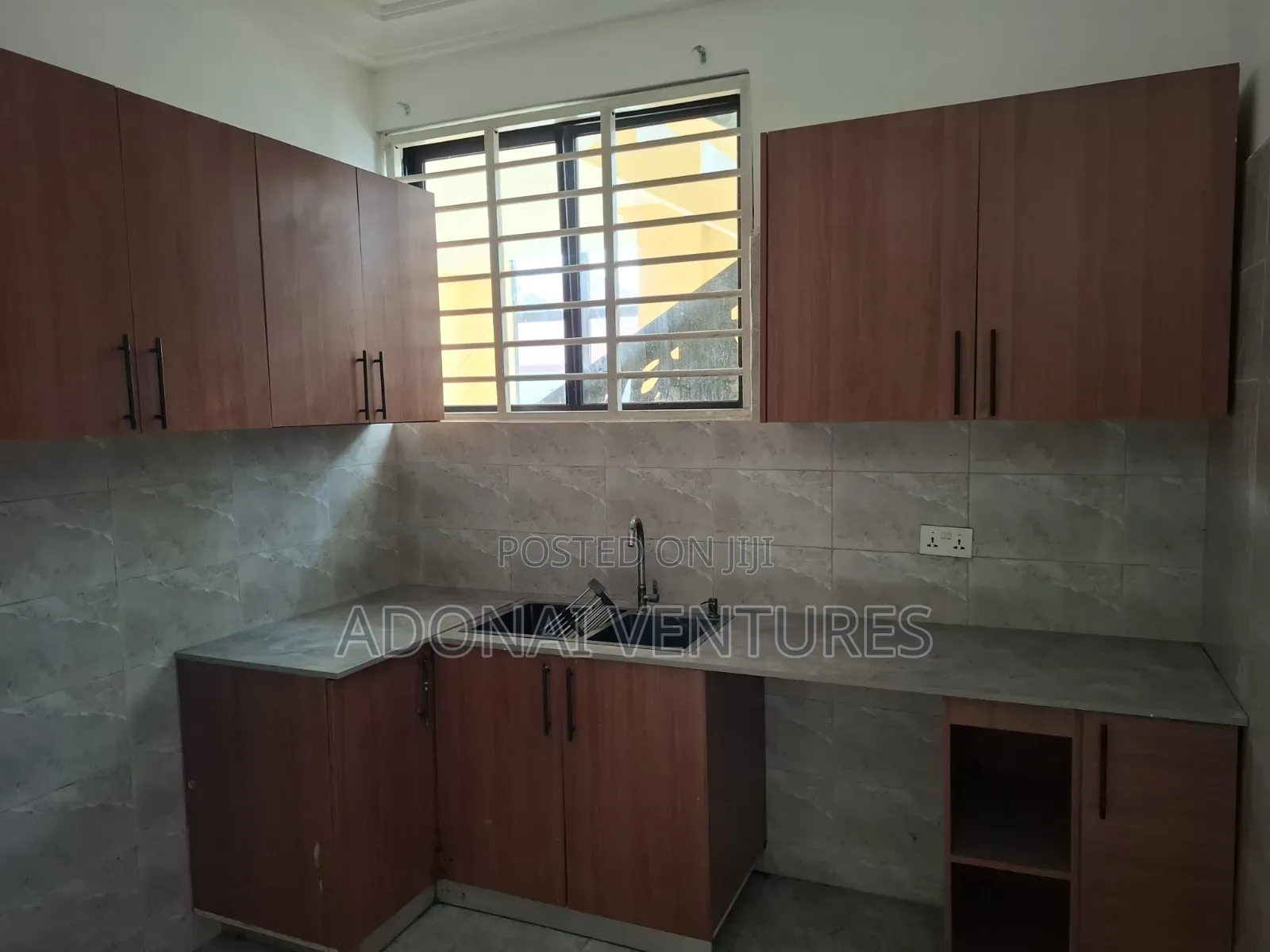 2bdrm Apartment in Sokoban Apaaso, Kumasi Metropolitan for rent