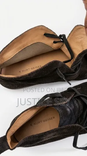 Secondhand Kurt Geiger Suede Chukka Boots
