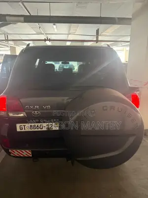 Toyota Land Cruiser 2011 Gray