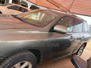 Toyota Highlander Limited 2010