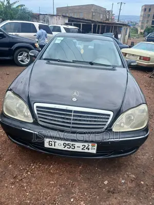 Mercedes-Benz C300 Luxury 4Matic Sedan AWD (3.0L 6cyl 7A) 2012 Black