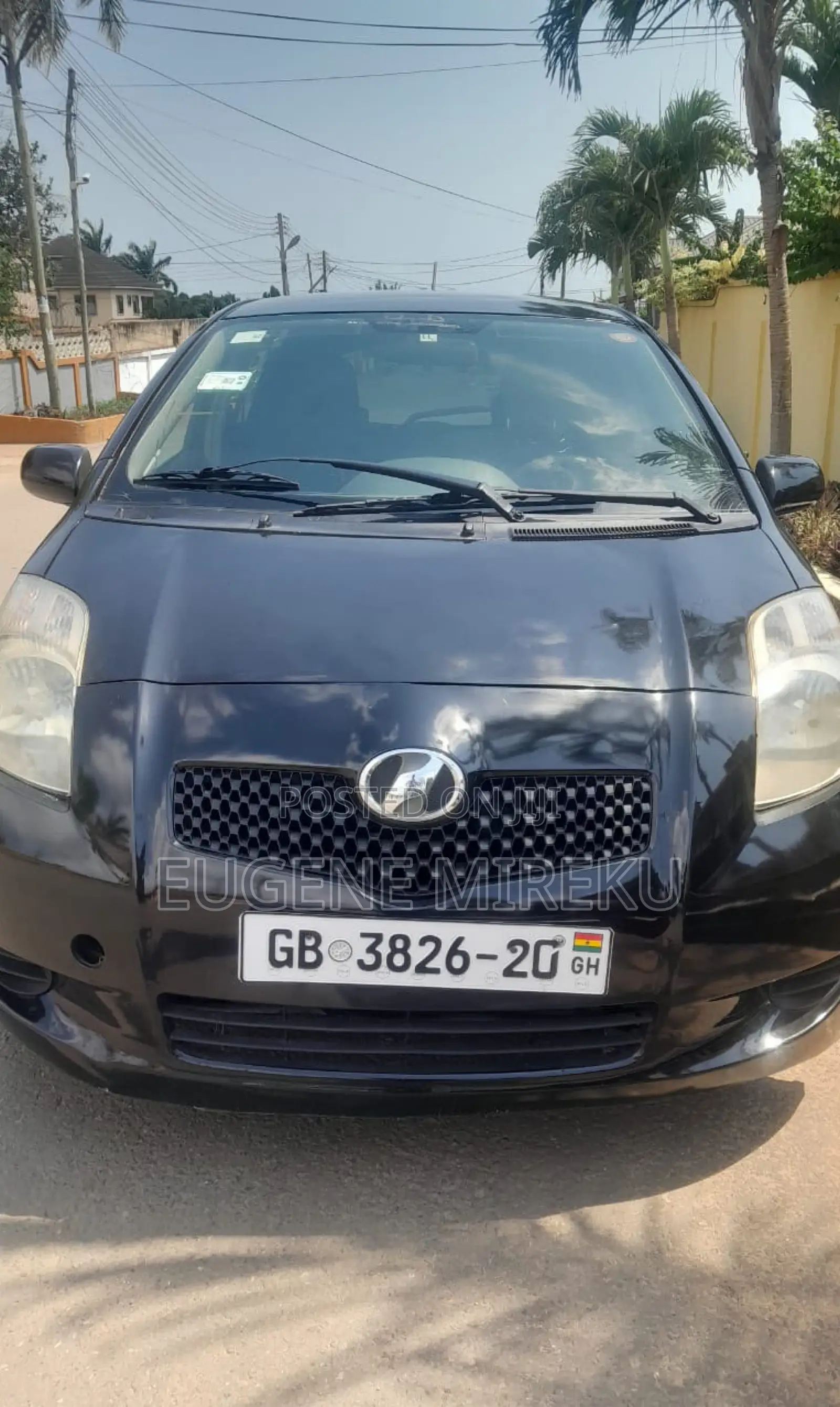 Toyota Vitz 2010 Black