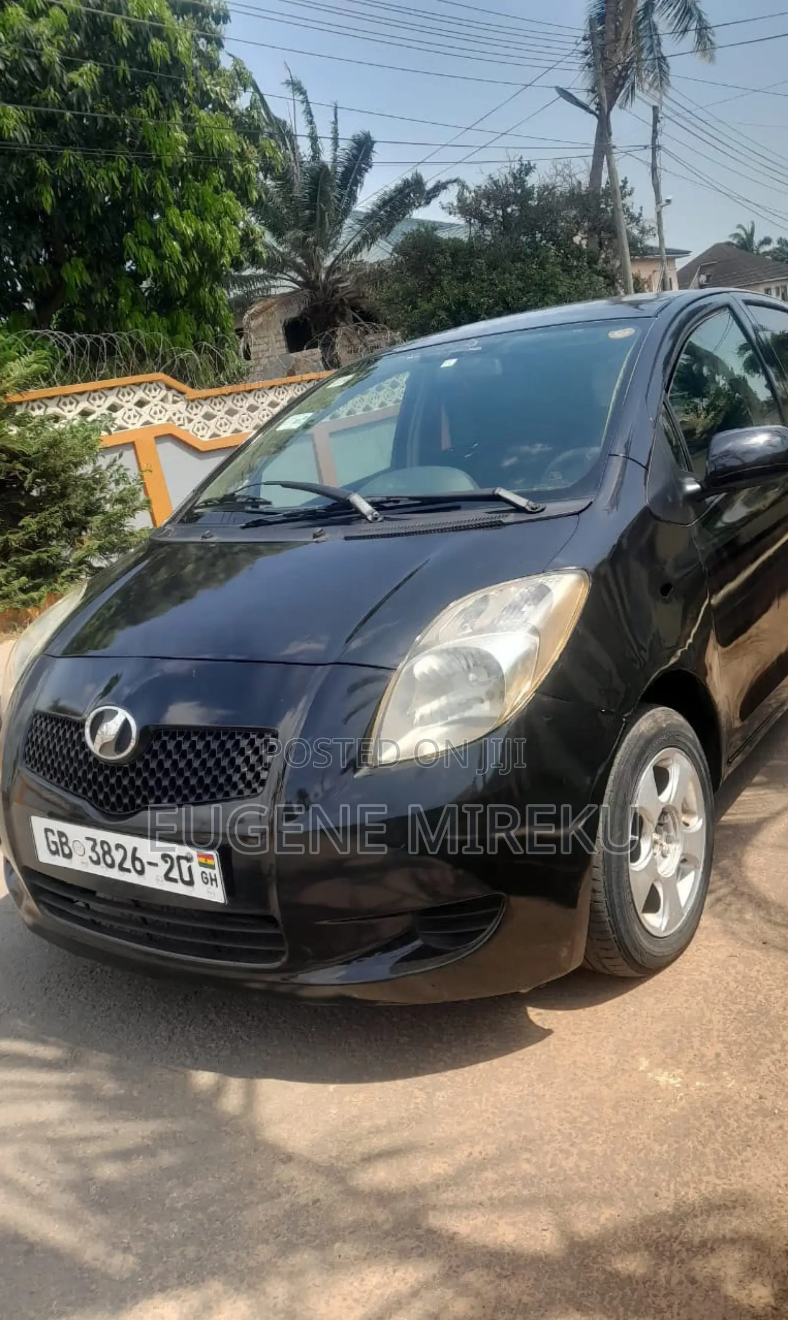 Toyota Vitz 2010 Black
