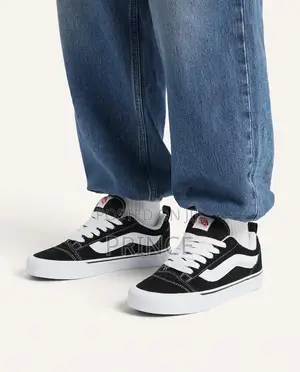 Vans Knu Skool — Black / White