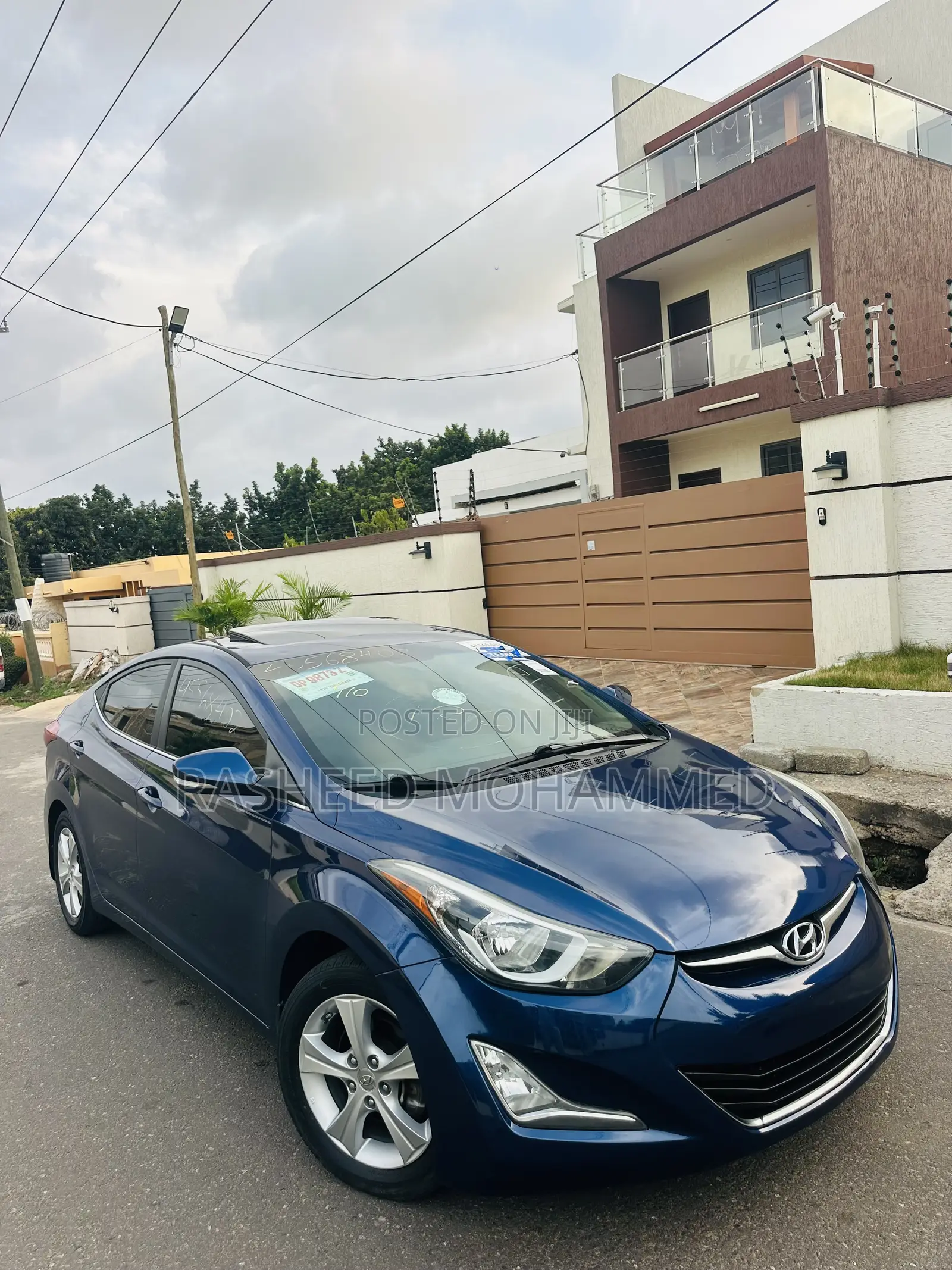 Hyundai Elantra Limited Sedan FWD (1.8L 4cyl 6A) 2016 Blue