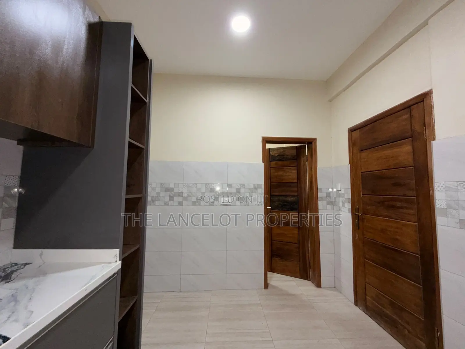2bdrm Apartment in School Junction, East Legon for rent