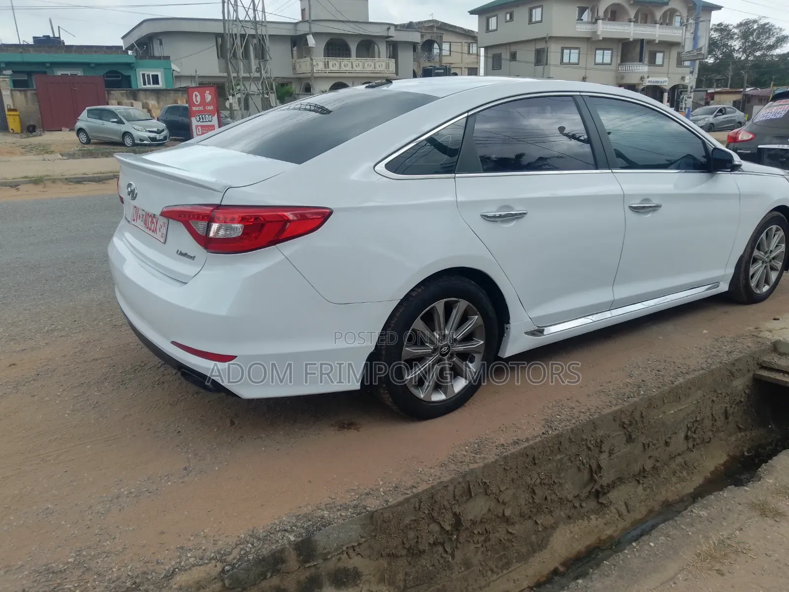 Hyundai Sonata Limited Sedan FWD (2.4L 4cyl 6A) 2017 White